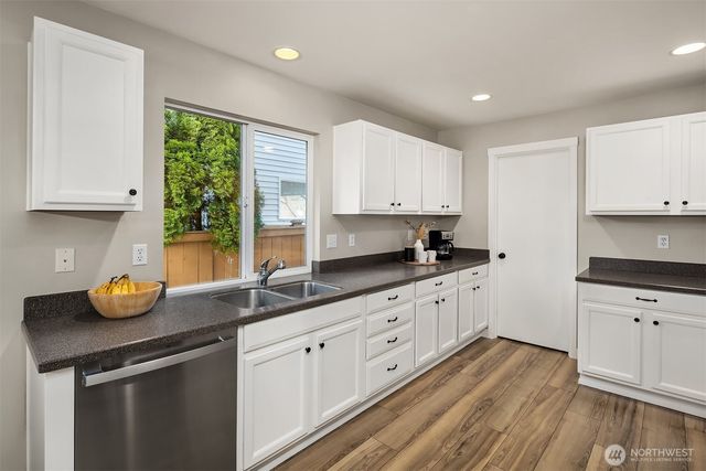 36907 SE Braeburn Street, Snoqualmie, WA 98065