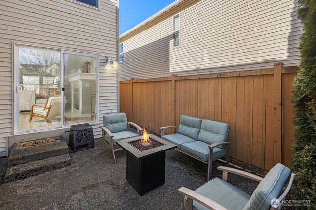 36907 SE Braeburn Street, Snoqualmie, WA 98065