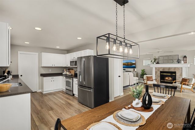 36907 SE Braeburn Street, Snoqualmie, WA 98065