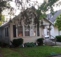 4137 Walker Avenue, Toledo, OH 43612