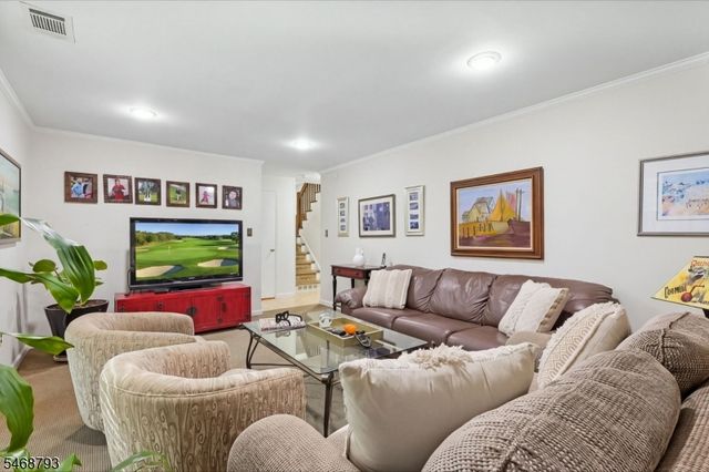 1 Fredon Dr, Livingston Twp., NJ 07039