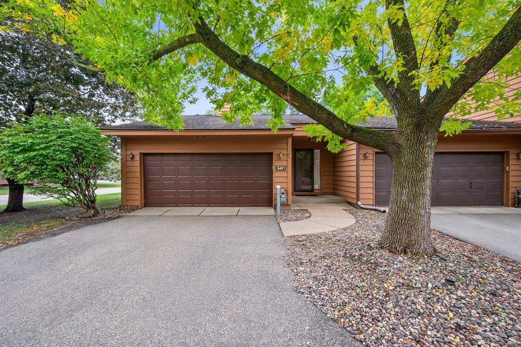 5451 Upper 147th Street W, Apple Valley, MN 55124 — exterior