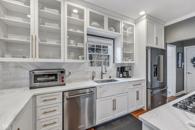 10093 Gemstone Drive, Noblesville, IN 46060