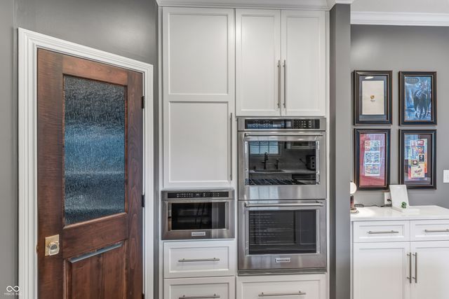 10093 Gemstone Drive, Noblesville, IN 46060