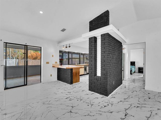 1819 SE Joy Haven St, Port St. Lucie, FL 34983