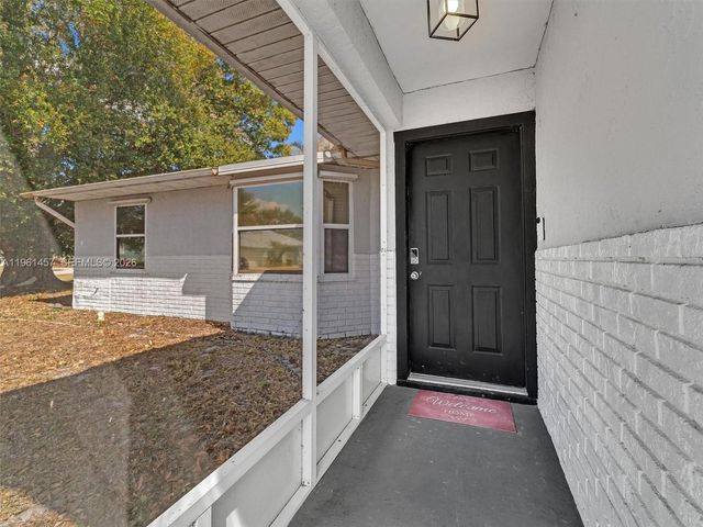 1819 SE Joy Haven St, Port St. Lucie, FL 34983