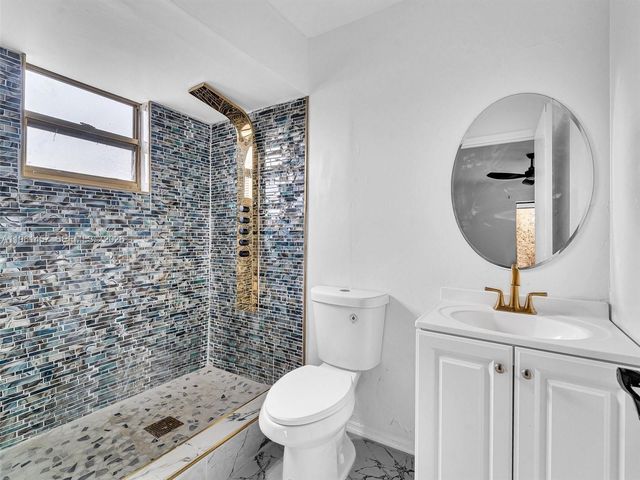 1819 SE Joy Haven St, Port St. Lucie, FL 34983