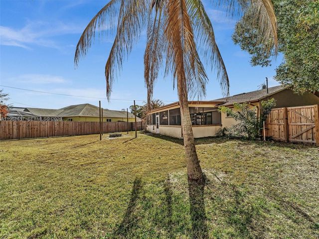 1819 SE Joy Haven St, Port St. Lucie, FL 34983