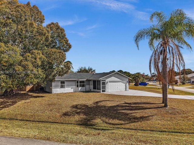 1819 SE Joy Haven St, Port St. Lucie, FL 34983