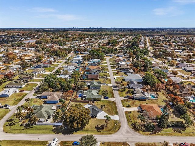 1819 SE Joy Haven St, Port St. Lucie, FL 34983