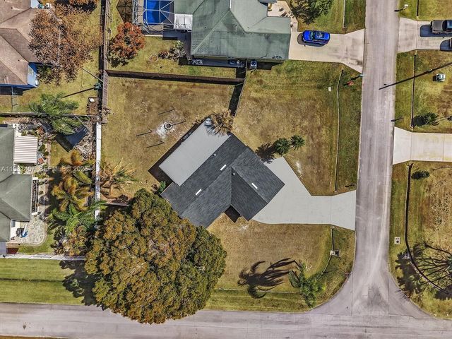 1819 SE Joy Haven St, Port St. Lucie, FL 34983