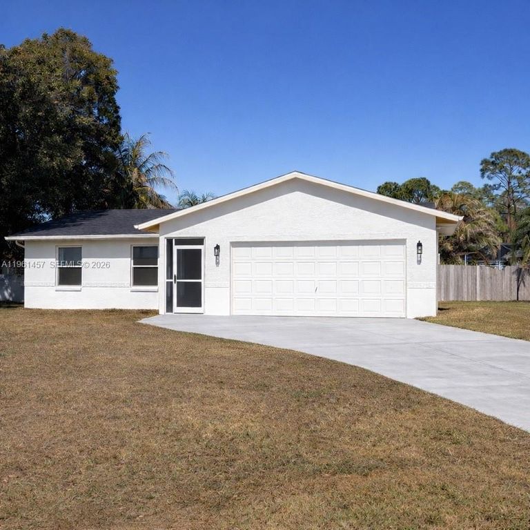 1819 SE Joy Haven St, Port St. Lucie, FL 34983