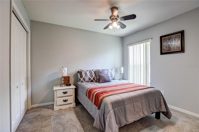 2242 TOWERING OAKS CIRCLE, Seffner, FL 33584