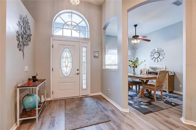 2242 TOWERING OAKS CIRCLE, Seffner, FL 33584