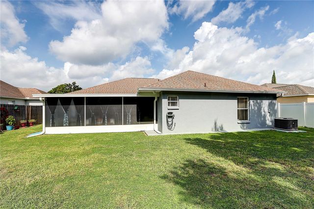 2242 TOWERING OAKS CIRCLE, Seffner, FL 33584