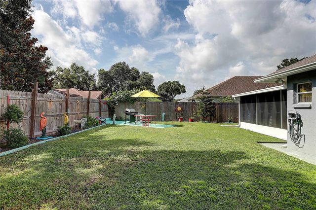 2242 TOWERING OAKS CIRCLE, Seffner, FL 33584