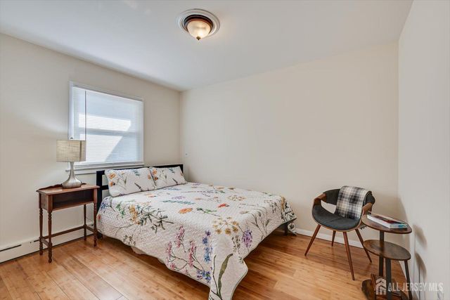 736 Harrell Avenue, Woodbridge Proper, NJ 07095