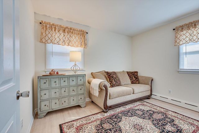 736 Harrell Avenue, Woodbridge Proper, NJ 07095
