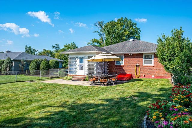 736 Harrell Avenue, Woodbridge Proper, NJ 07095
