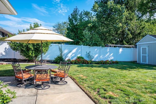 736 Harrell Avenue, Woodbridge Proper, NJ 07095