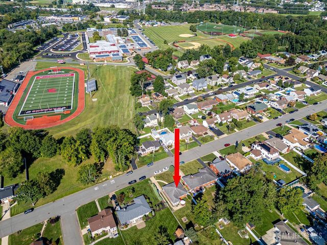 736 Harrell Avenue, Woodbridge Proper, NJ 07095