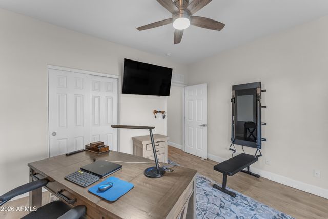 2522 E MINE CREEK Road, Phoenix, AZ 85024