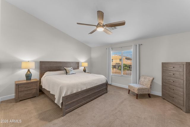 2522 E MINE CREEK Road, Phoenix, AZ 85024