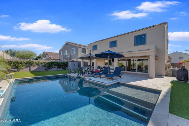 2522 E MINE CREEK Road, Phoenix, AZ 85024