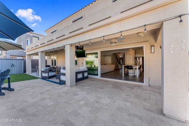 2522 E MINE CREEK Road, Phoenix, AZ 85024