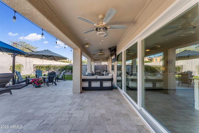 2522 E MINE CREEK Road, Phoenix, AZ 85024