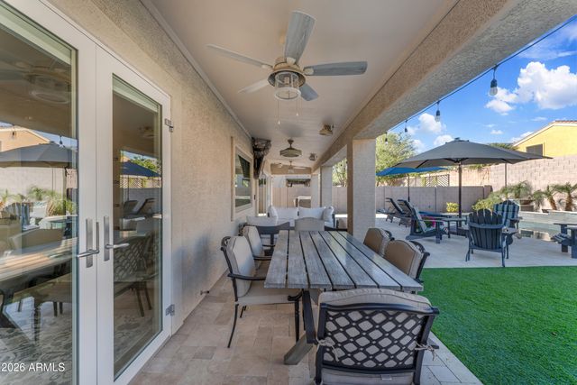 2522 E MINE CREEK Road, Phoenix, AZ 85024