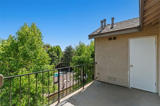 4201 W 5th Street 311, Santa Ana, CA 92703