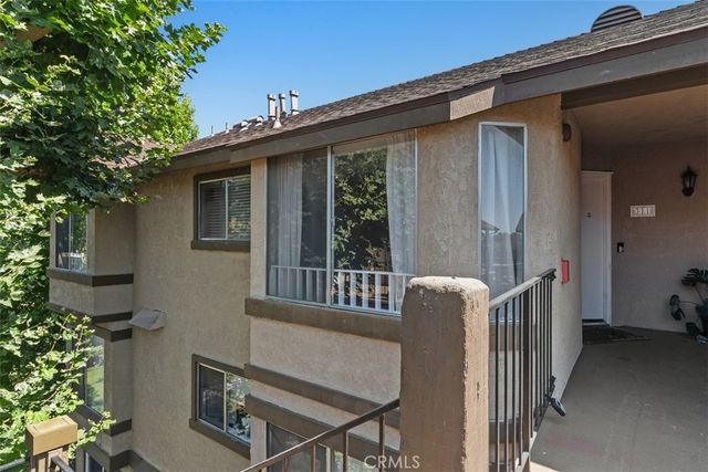 4201 W 5th Street 311, Santa Ana, CA 92703