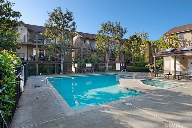4201 W 5th Street 311, Santa Ana, CA 92703