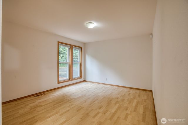 184 Bass Avenue NE, Ocean Shores, WA 98569