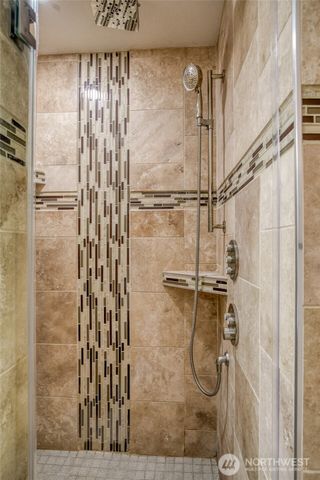 184 Bass Avenue NE, Ocean Shores, WA 98569