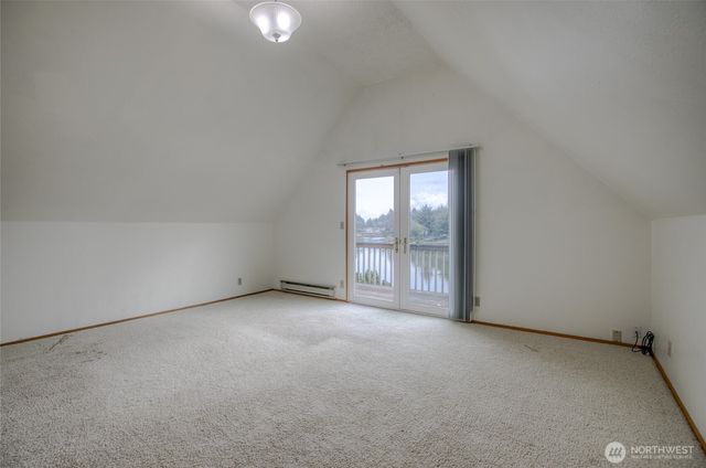 184 Bass Avenue NE, Ocean Shores, WA 98569