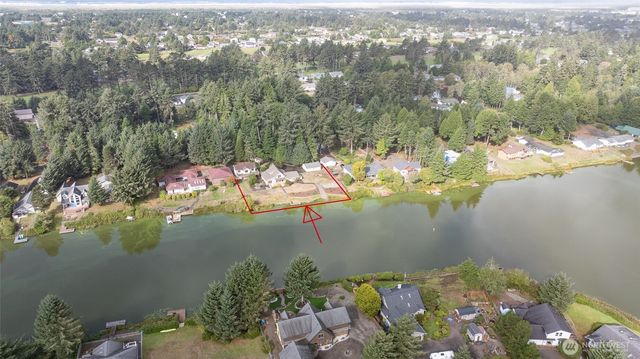 184 Bass Avenue NE, Ocean Shores, WA 98569