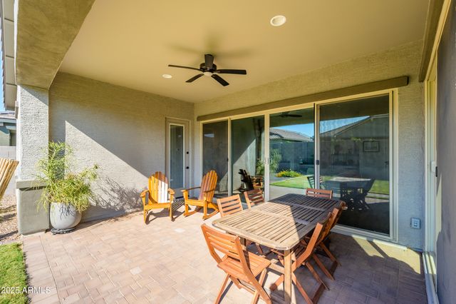 2831 W CHEVELON Drive, San Tan Valley, AZ 85144