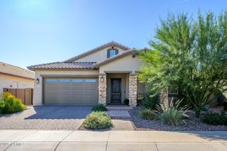 2831 W CHEVELON Drive, San Tan Valley, AZ 85144