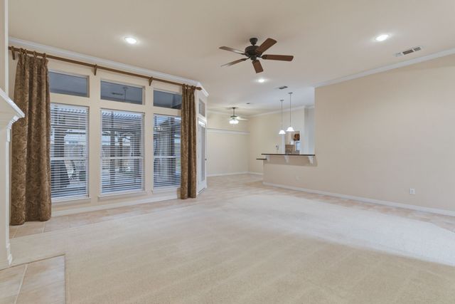 1613 Green Tree Drive, Hurst, TX 76054