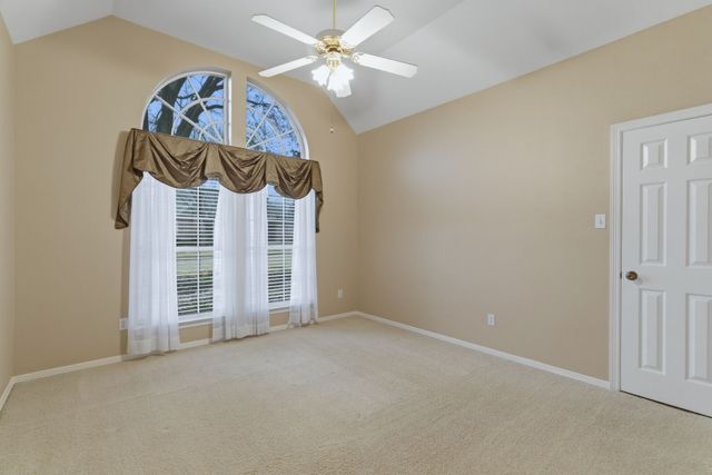 1613 Green Tree Drive, Hurst, TX 76054