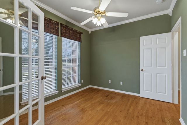 1613 Green Tree Drive, Hurst, TX 76054