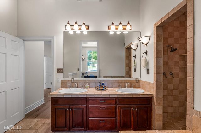 11040 Belle Rose Circle, Shreveport, LA 71106