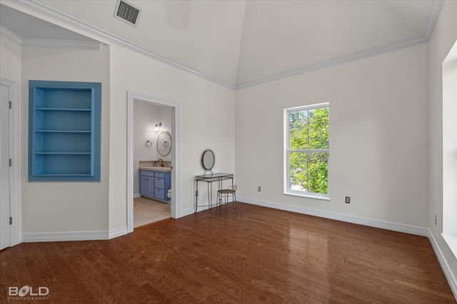 11040 Belle Rose Circle, Shreveport, LA 71106
