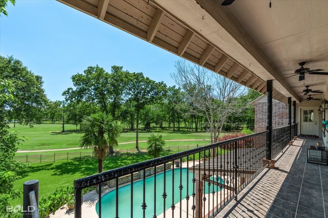 11040 Belle Rose Circle, Shreveport, LA 71106