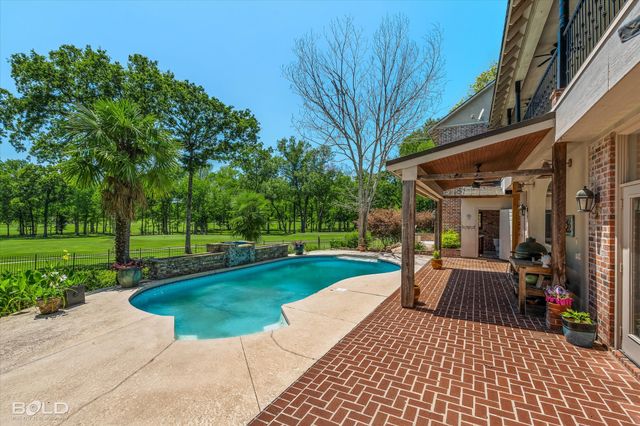 11040 Belle Rose Circle, Shreveport, LA 71106