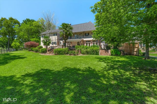 11040 Belle Rose Circle, Shreveport, LA 71106