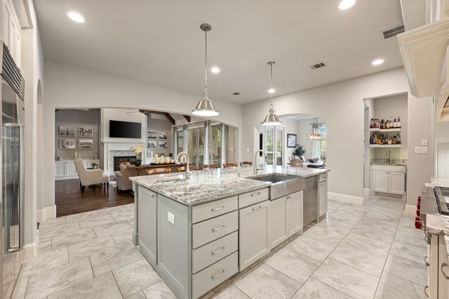 908 Lake Carillon Lane, Southlake, TX 76092