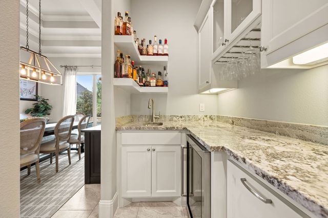 908 Lake Carillon Lane, Southlake, TX 76092